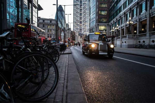 Най-глупавите автомобилни забрани Най-глупавите автомобилни забрани