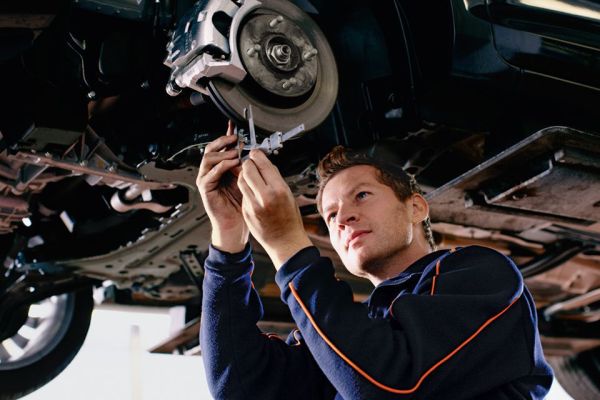 Най-глупавите автомобилни забрани Най-глупавите автомобилни забрани