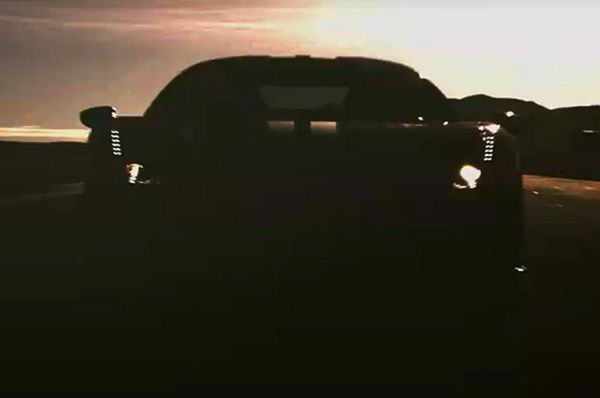 Ferrari показа новата си суперкола на видео
