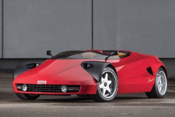 Продават на търг най-странния протопип на Ferrari
