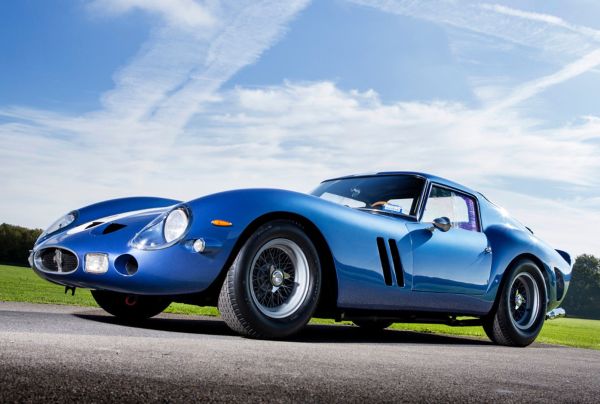 Ferrari възражда легендата 250 GTO