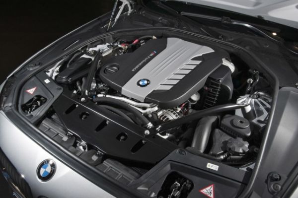 BMW бе принуден да изтегли 11 000 луксозни коли от пазара