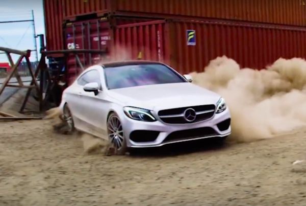 Mercedes-Benz показа най-впечатляващите си трикове (ВИДЕО)