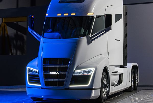 Производител на водородни камиони се заяде с Tesla