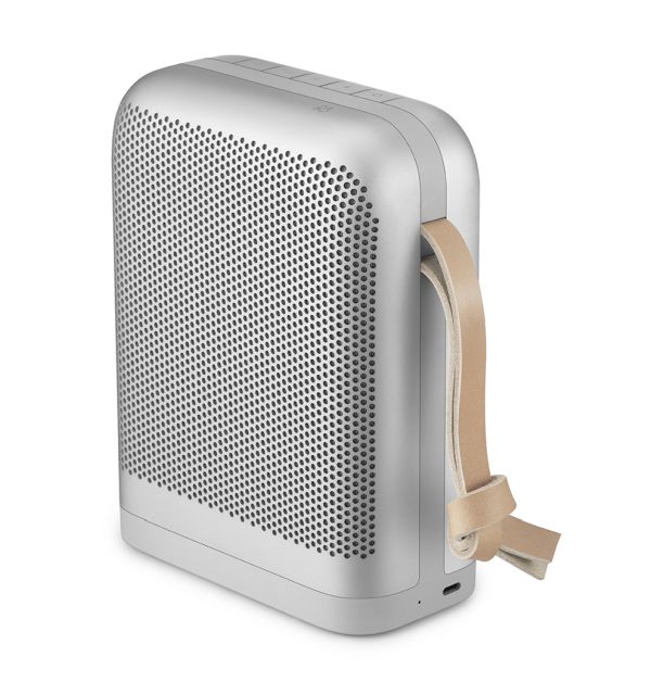 Bang&Olufsen представи новата си практична и мощна тонколонa Beoplay P6 Bang&Olufsen представи новата си практична и мощна тонколонa Beoplay P6