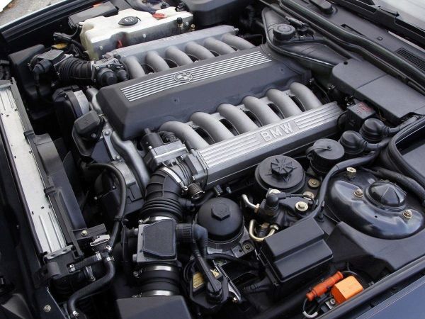 V16 двигатель bmw