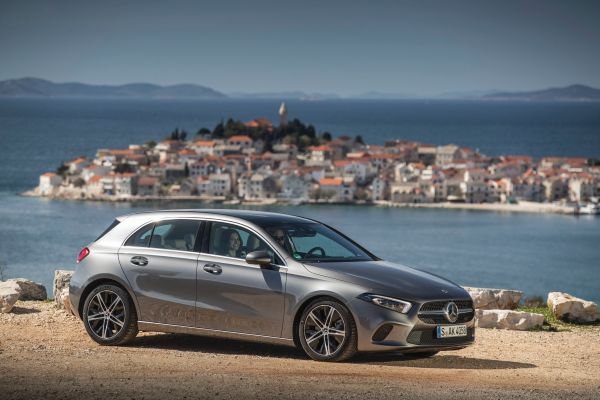 Събеседник по желание: тестваме новия Mercedes A-class (ВИДЕО)