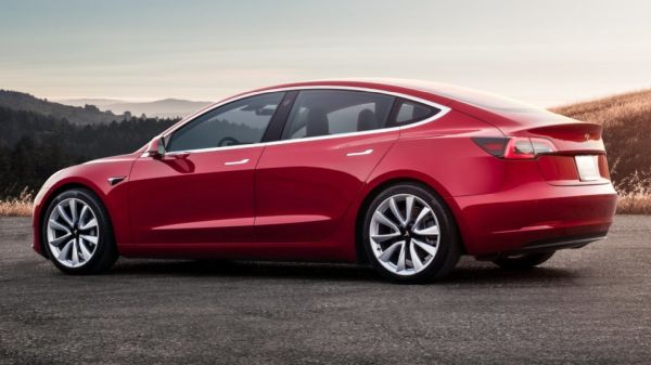 Експерти посочиха проблемите на Tesla