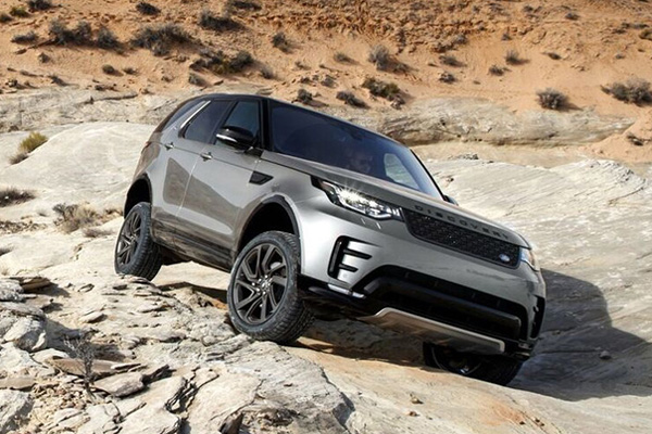 Land Rover обещава автономен офроуд