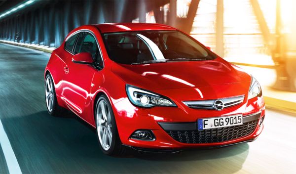 Opel праща GTC в историята, но Zafira остава в гамата
