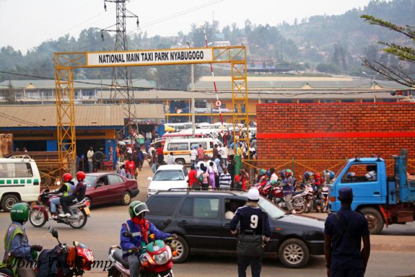 Защо Volkswagen иска да прави коли в Руанда?