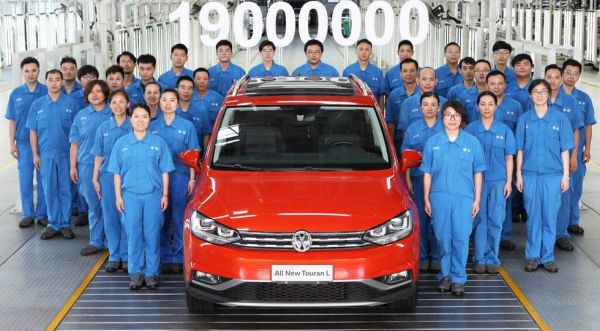 Volkswagen Touran стана всъдеход