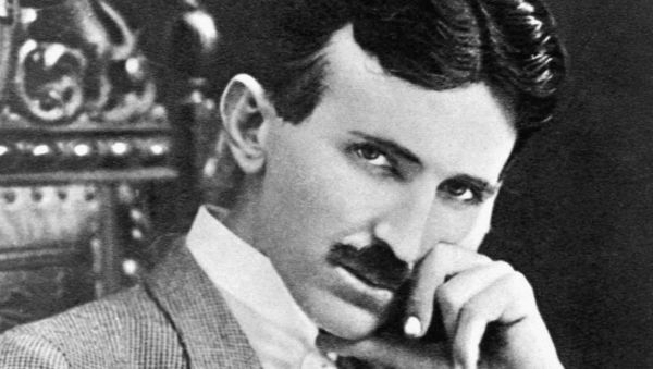 Създал ли е Никола Тесла революционен електромобил?