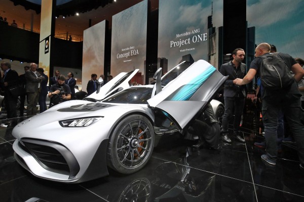 Mercedes ще ограничава препродажбите на Project One