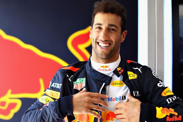 Рикардо напуска Red Bull, отива в Renault