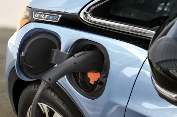General Motors разработва революционно зарядно за електромобили