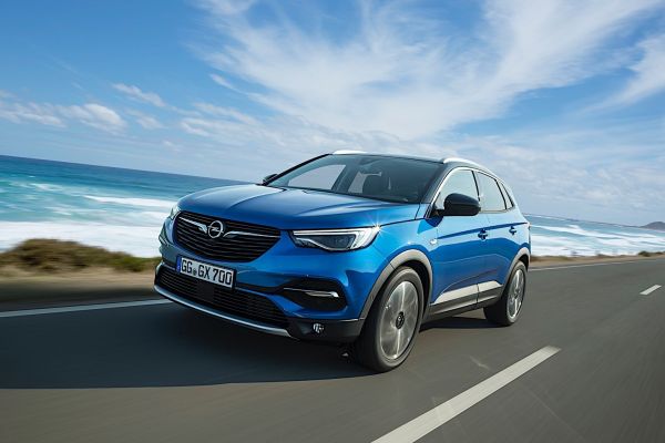 Opel Grandland X получи нов бензинов двигател