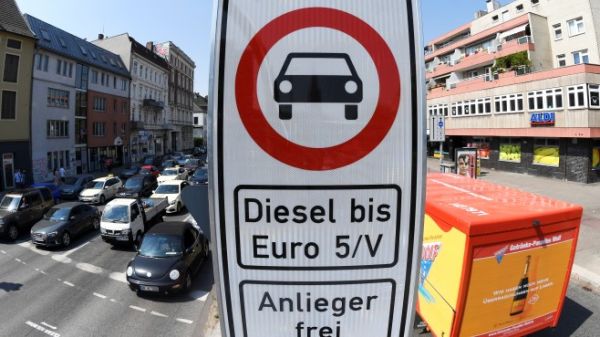 Ще наложи ли Европа периодичните емисионни тестове при превозните средства? 