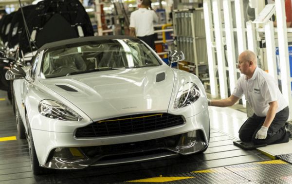 Aston Martin иска да продаде 25% от акциите си