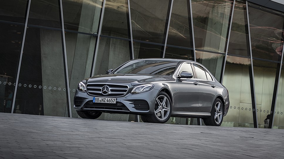 Mercedes-Benz показа нови хибридни модели