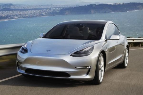 Tesla Model 3 можела да изкара 1 600 000 км
