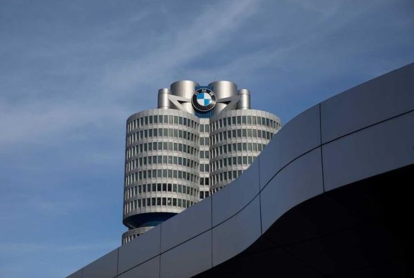 BMW вкарва 1,6 млн. дизелови коли в сервизите