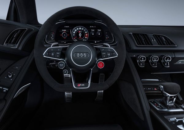 Audi показа обновеното R8