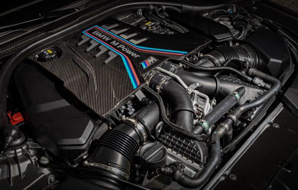Новият Jaguar F-Type ще получи двигател от BMW M5