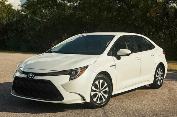 Новата Toyota Corolla стана хибрид