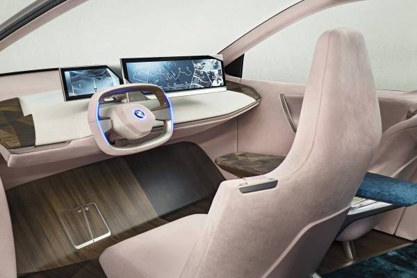 BMW показа как ще се придвижваме в бъдеще
