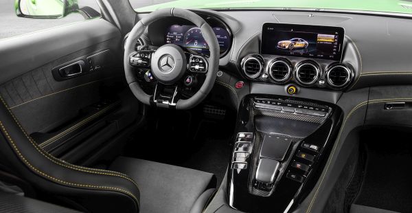 Mercedes-AMG отново обнови GT