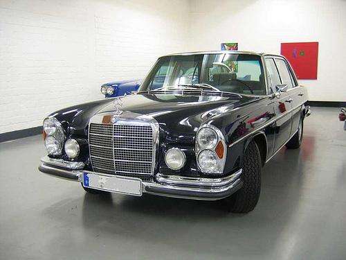 Mercedes-Benz 300SEL от 1968 с двигател 6.2 AMG