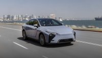 Нов Lexus ES атакува европейския пазар