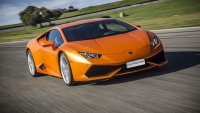 Lamborghini Huracan изгоря на Бъдни вечер