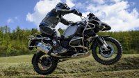 "Вечният двигател" на BMW се поставя на... мотоциклети
