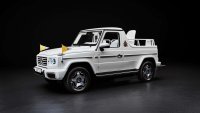 Първият електрически папамобил е Mercedes-Benz G-Class