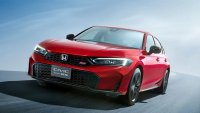 Honda пусна хибриден Civic с фалшива смяна на скоростите