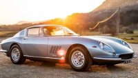 Ferrari 275 GTB, принадлежало на Джейн Фонда, се продава