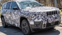 Jeep Cherokee се завръща догодина като хибрид