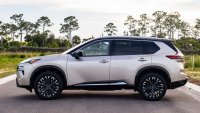 Изненада: Toyota спасява на Nissan след отказа на Honda