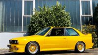 Как BMW E30 M3 се превърна в