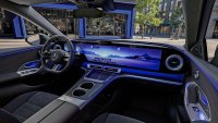 Mercedes показа интериора на електрическата C-Class