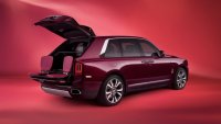 Rolls-Royce показа два Cullinan, вдъхновени от модата