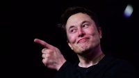 Илон Мъск обяви, че ще остане начело на Tesla до 2030