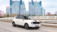 Honda ще зарежда електромобилите си от пътя