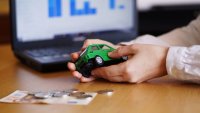 Stellantis и Renault бият тревога: без евтини автомобили пазарът ще се срине
