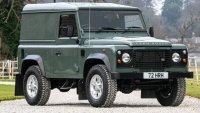 Уникалният Land Rover на крал Чарлз се продава