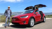 Как Tesla принуждава свои клиенти да преминат към други марки електромобили