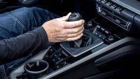 Porsche патентова автоматик с фалшив педал на съединителя