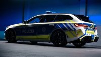 BMW направи полицейско комби с над 700 коня